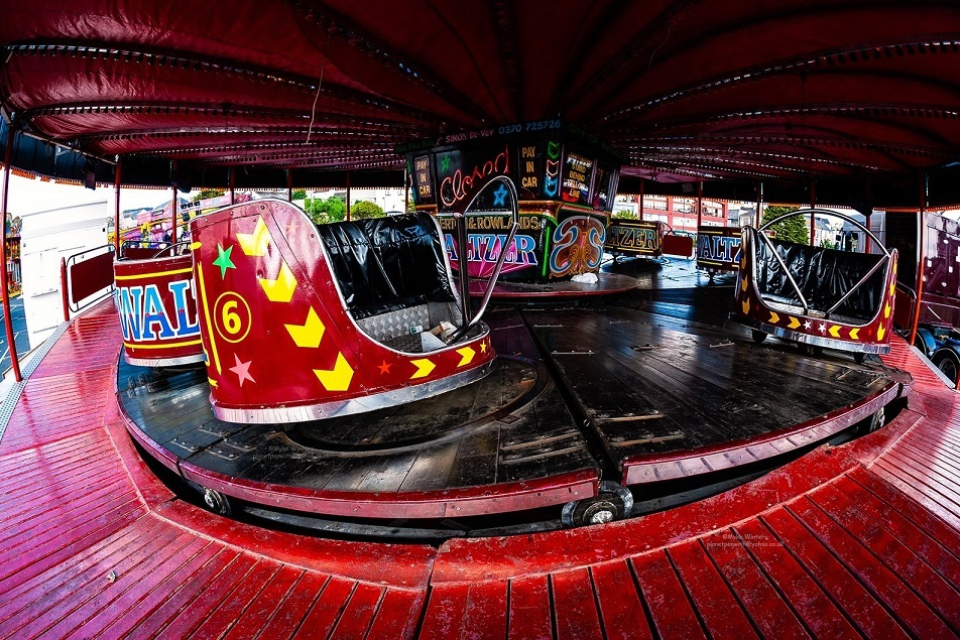 Waltzer slider