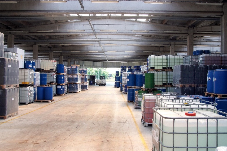 Warehouse 629641 slider