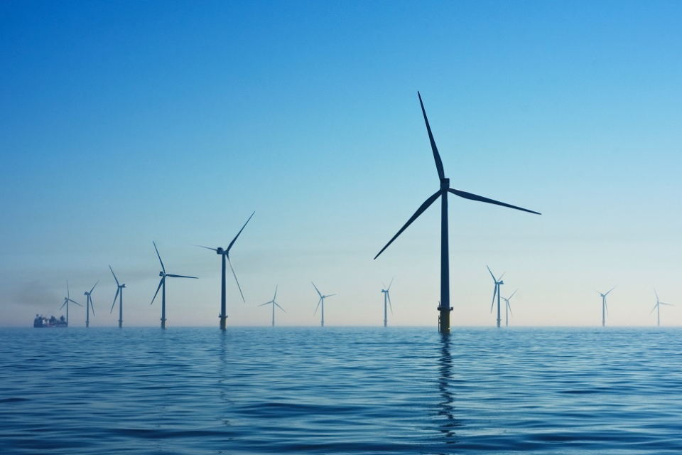 Wind offshore 1 slider