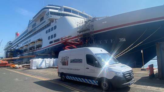 Mobile hose van cruiseship fire suppresion hose reolacement main