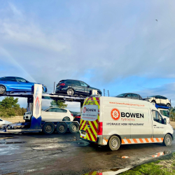 Mobile hose van and transporter